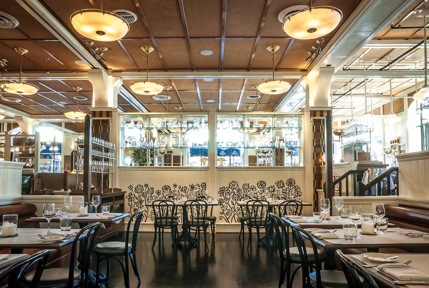 interior Lafayette's dining space